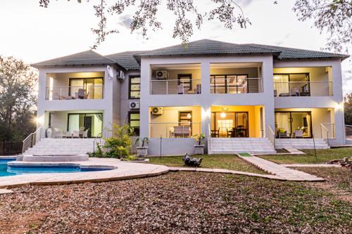 Marloth Park Hotel | Tinyiko Kruger Lodge