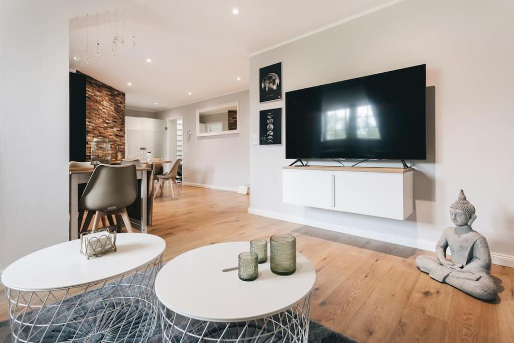 Innere Neustadt Apartment | TIP! Toplage in Dresden! Moderne 100 qm Ferienwohnung für Familien und kleine Gruppen
