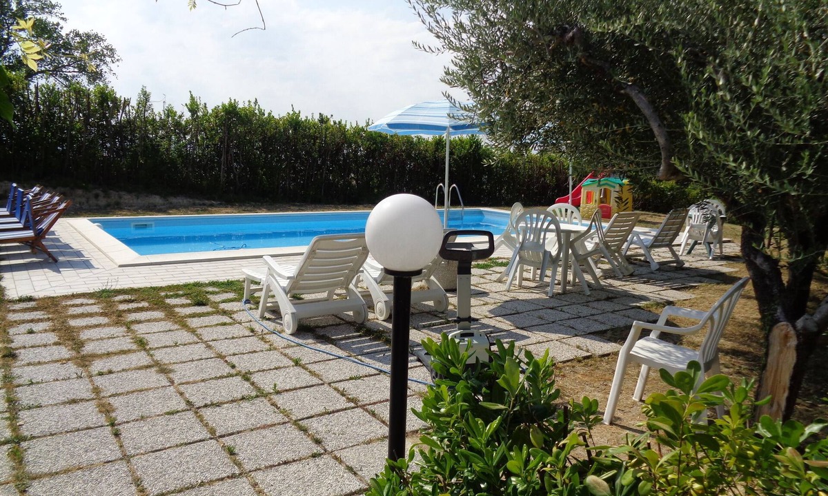 Montottone Villa | TITTY'S HOUSE, OASIS OF PEACE IN THE GREEN OF THE MARCHIGIAN HILLS.
