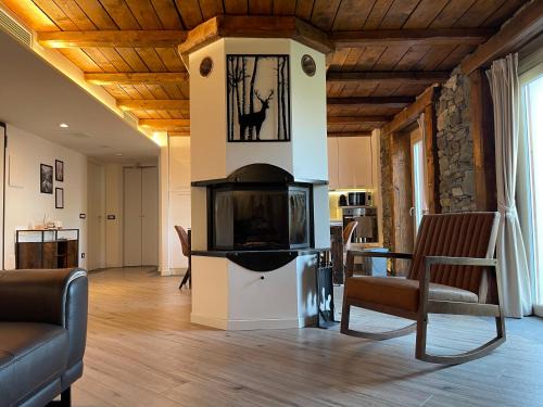 Zelbio Apartment | TIVANIA DREAM - Hi-end modern attic