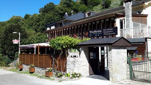 Sisterna Hotel | Tixileiro