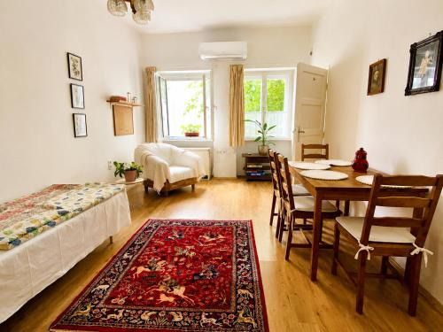 Badacsonytomaj Apartment | Tomaji Szederfás Apartman - két lépésre a központtól - ingyenes parkolás!