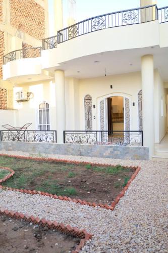 Luxor Villa | Tomorrow Land villa