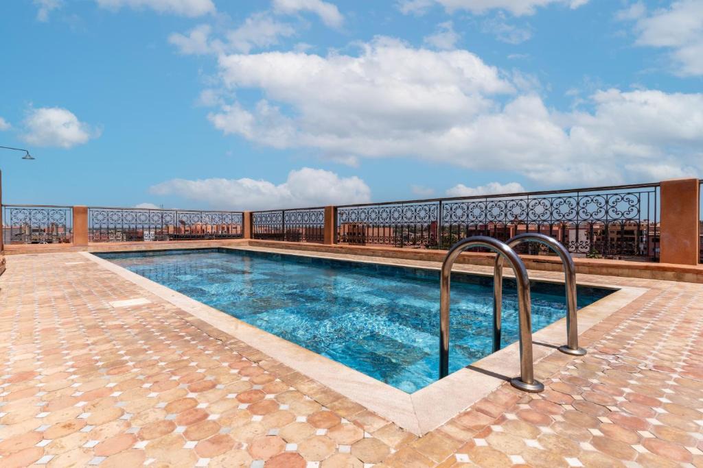 Gueliz Apartment | Top appart hyper centre avec piscine sur le toit