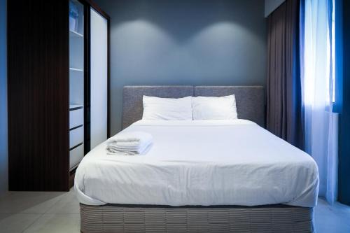 Maribago House | Top Floor Studio Non-Resort Unit Tambuli Tower D