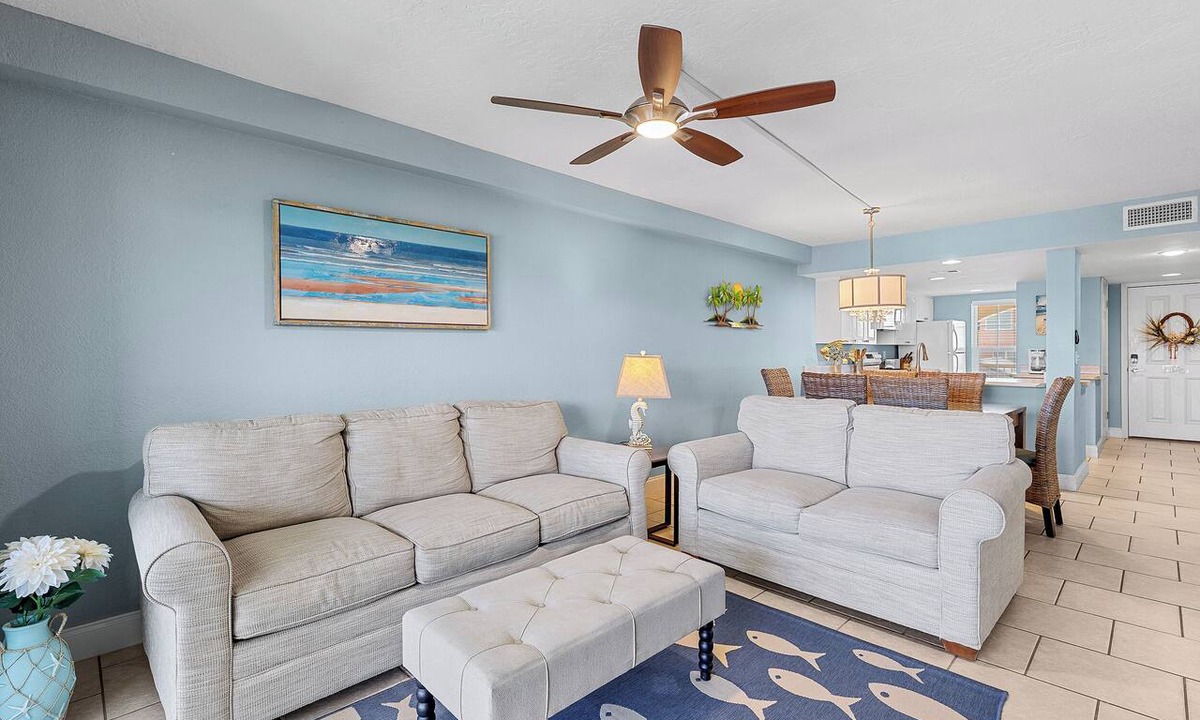 Point East Condo | 🏖️Top Floor with Ocean Views | Awesome Amenities | Point East 320🏖️