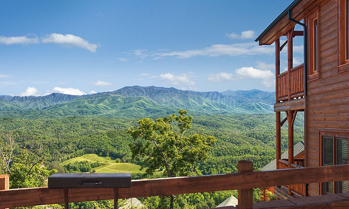 Sevierville Cabin | Top of Beautiful Legacy Mountain Resort, Amazing Views, Game Room 2 king suites