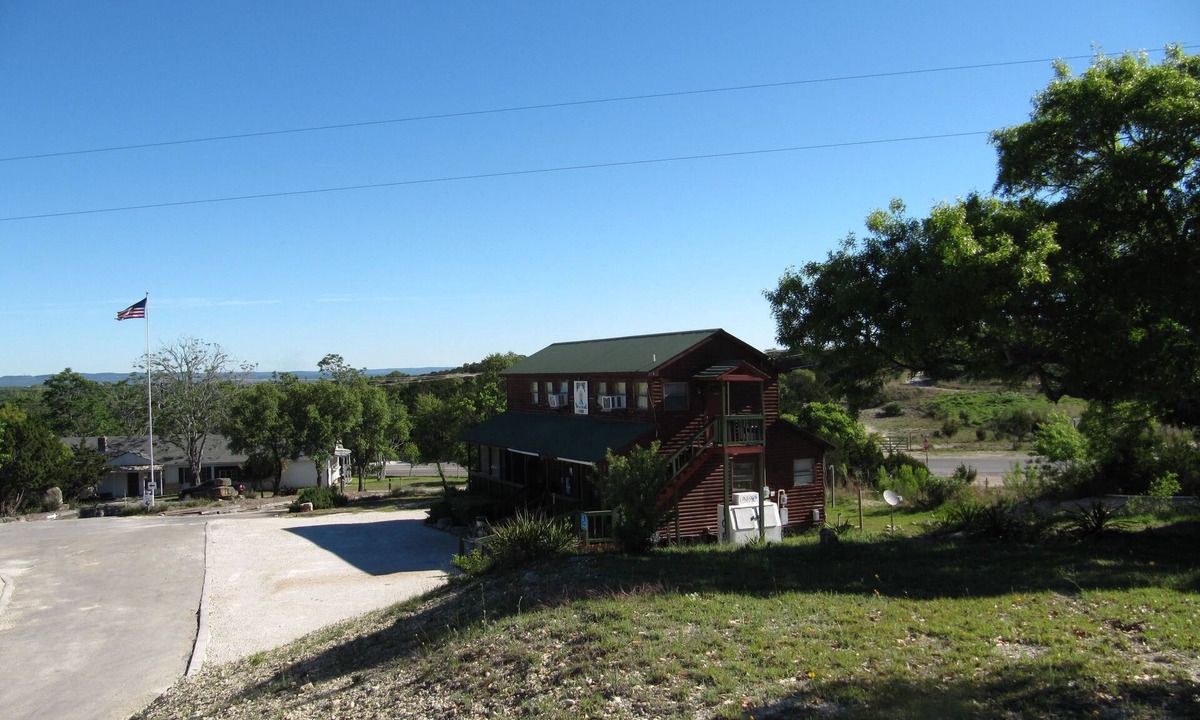 Boerne RV Rental | Top of the Hill RV Resort