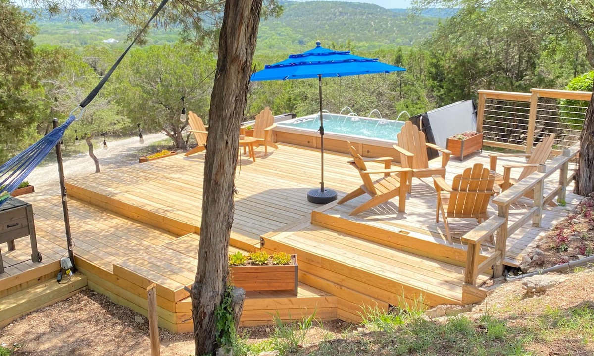 Leander House | Top-rated! Gated 4-acre with game room, XL SwimSpa, Firepit