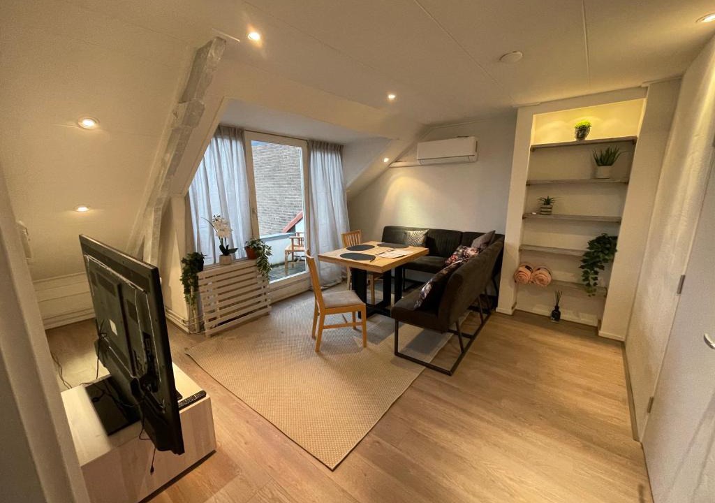 Arnhem Apartment | TopSleep Apartments 24-3