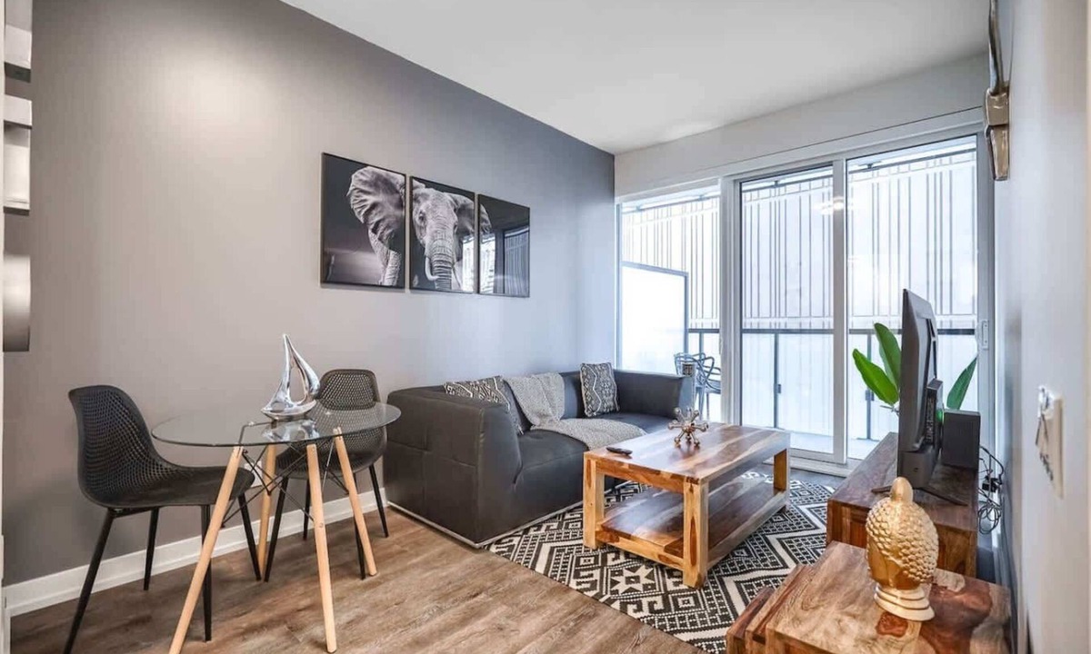Bay Cloverhill Apartment | TOR - IMMIX 1B (1403)