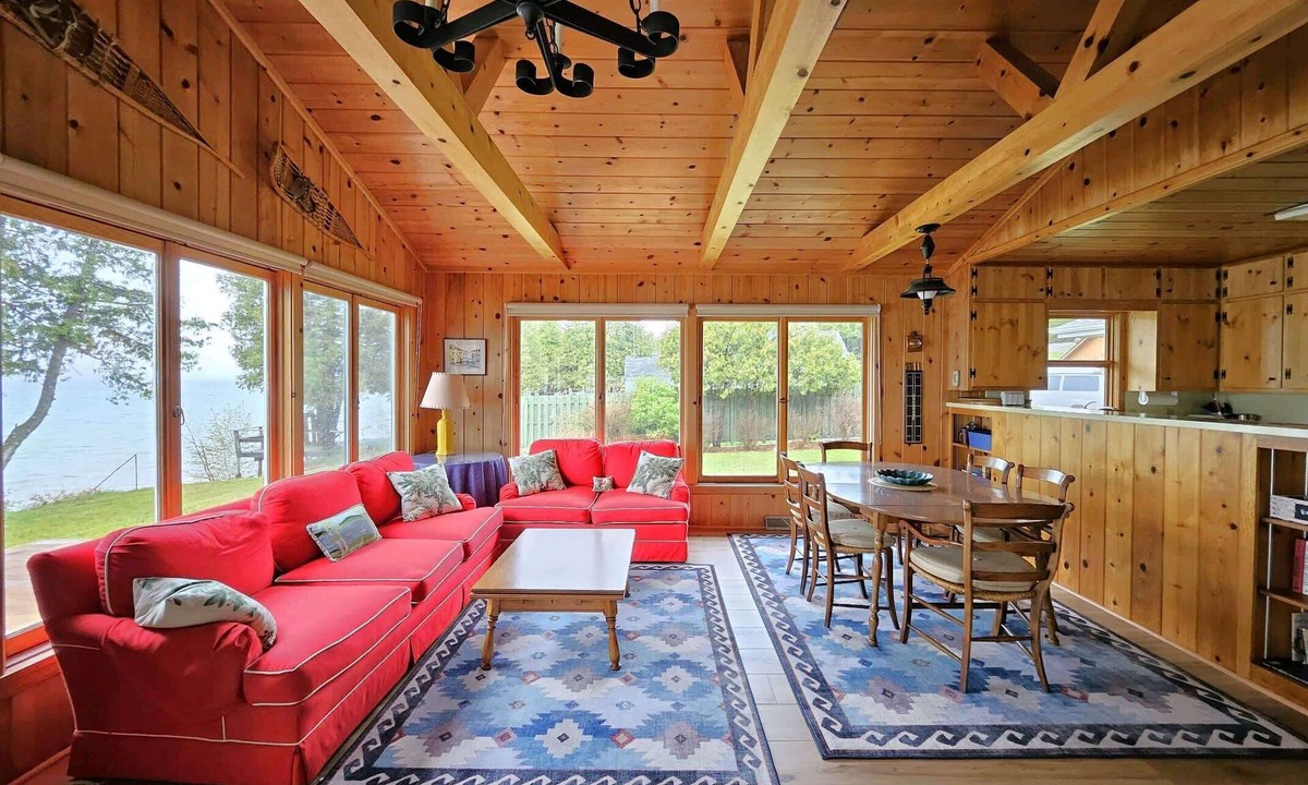 Bellaire House | Torch Lake Classic Cottage | Torch Lake