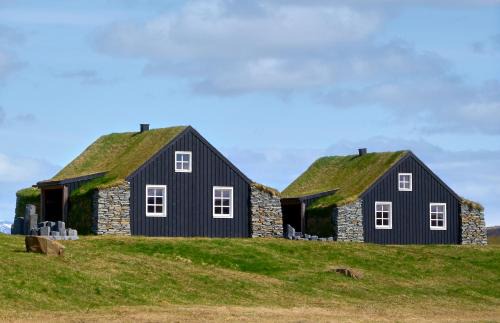Kjarnholt Hotel | Torfhús Retreat