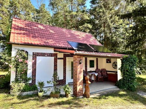 Tornow Apartment | Tornower Waldhäusl, perfekt gelegen 60 km vor Berlin, auf der Schwelle zum Spreewald und nahe Tropical Islands