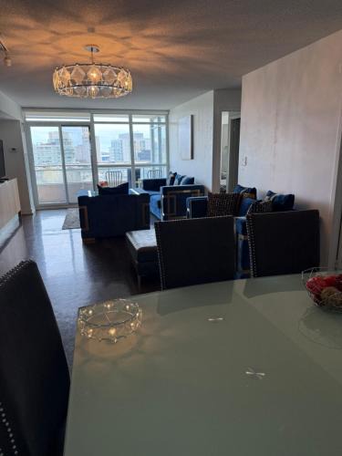 CityPlace Apartment | Toronto Downtown Luxurious Stylish 3 Bedroom 3 Bath 2 Balconies near Rogers Centre lakeview condo