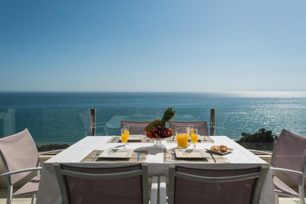 Marbella Apartment | TORRE REAL ,PANORAMIC VIEWS SEA MOUNTAIN AND GOLF