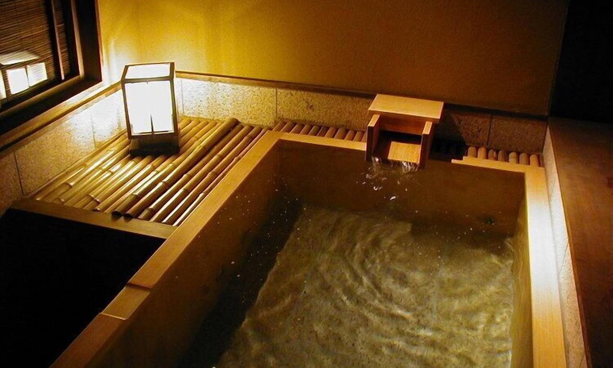 Tsukioka Onsen Hotel | Toueikan