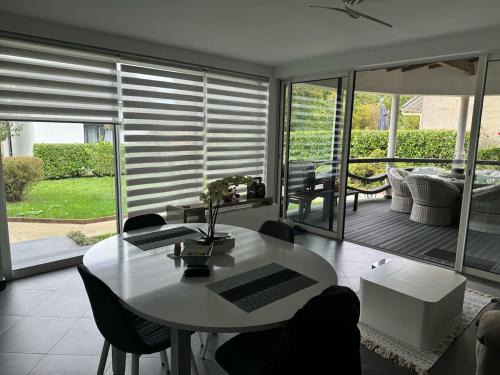 Villeparisis House | Tout confort Appartement avec terrasse 6 personnes - Proche de Disney