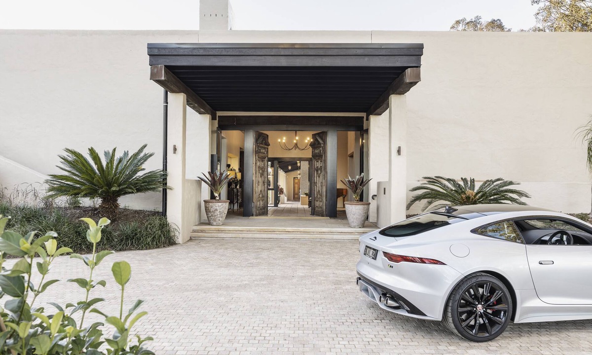 Pokolbin Hotel | Tower Lodge