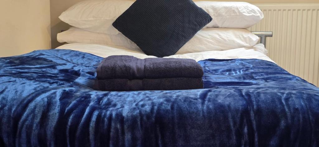 Aylesbury Apartment | Town Centre Studio with Ensuite