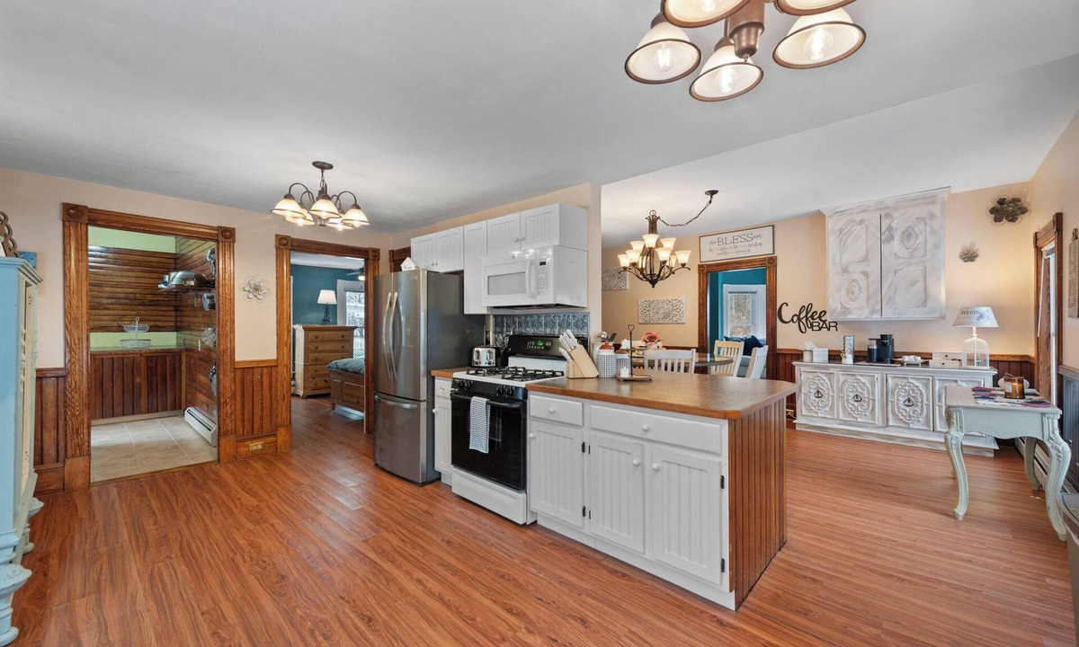 Warren House | Town House on Baker River