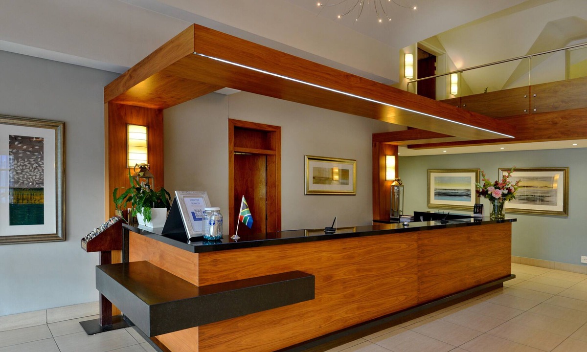 Greater Johannesburg Metropolitan Area Hotel | Town Lodge Waterfall, Midrand