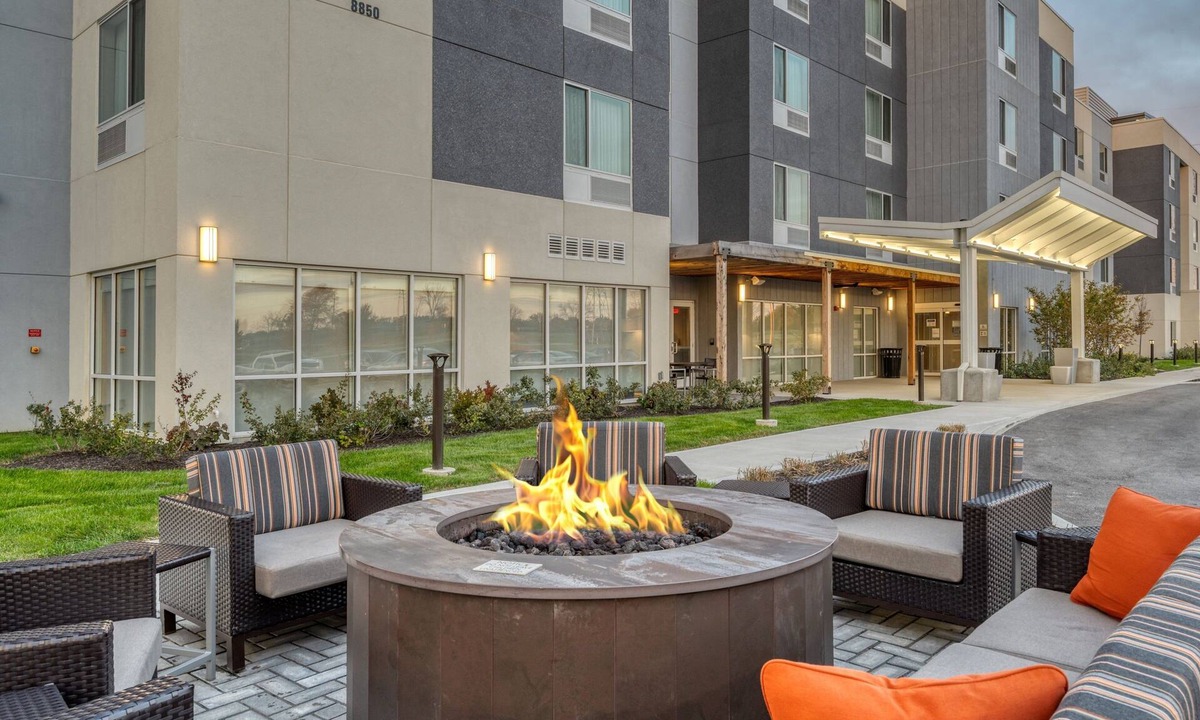 West Newton Hotel | TownePlace Suites by Marriott Indianapolis Airport