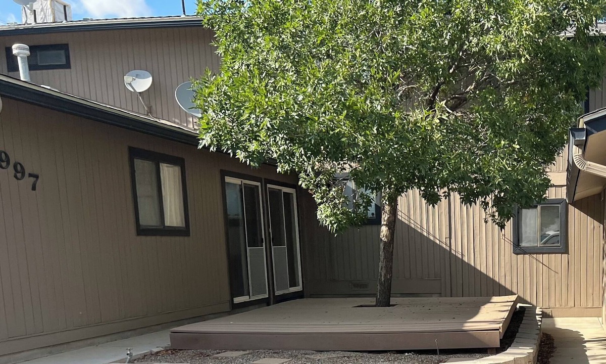 Elko House | Townhome near Ruby View Golf Course