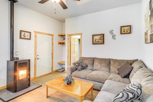 Townsend House | Townsend Cottage on UTV & Snowmobile Trail!