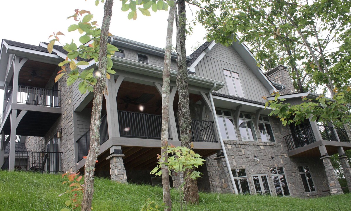 Townsend House | TOWNSEND SUNRISE DREAM Pavilion, Hot Tub, Arcade Games, Theater Room, Bunk Room!