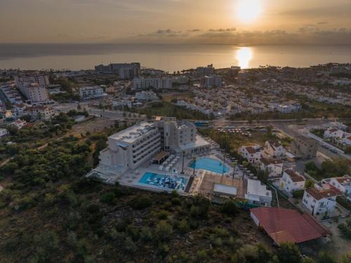 Pernera Hotel | Toxotis Hotel