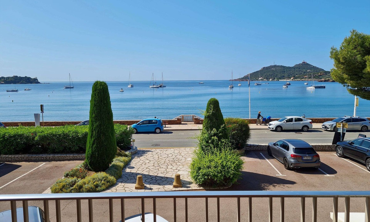 Agay Apartment | Très beau 2 pièces climatisé, tout équipé avec vue mer