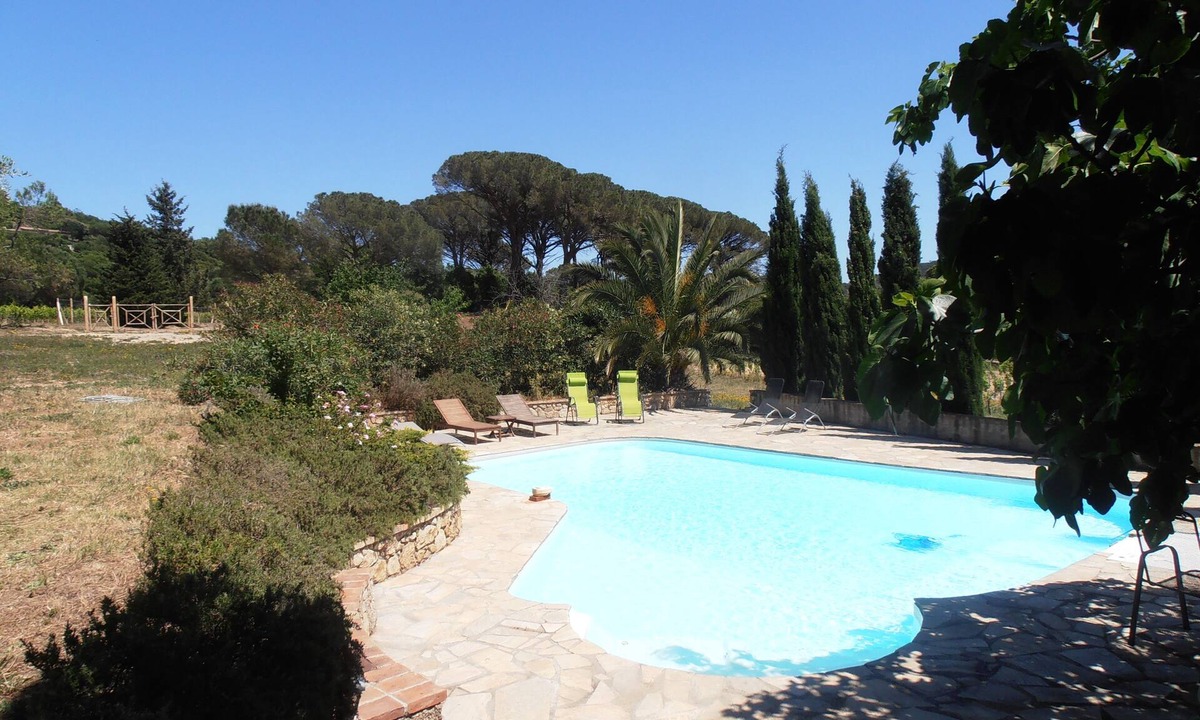 Plan-de-la-Tour Villa | Traditional Provencal villa set in an organic vineyard.