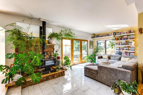 Boulder House | Trail Access, Hot Tub: Lakefront Boulder Retreat!