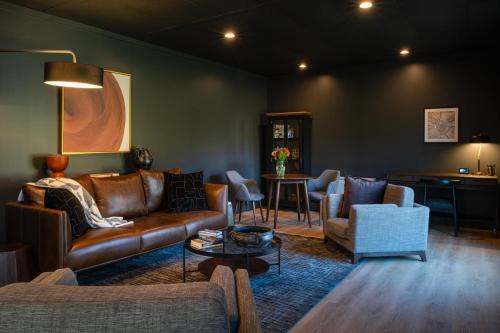 Tupper Lake Hotel | Trailhead by Weekender