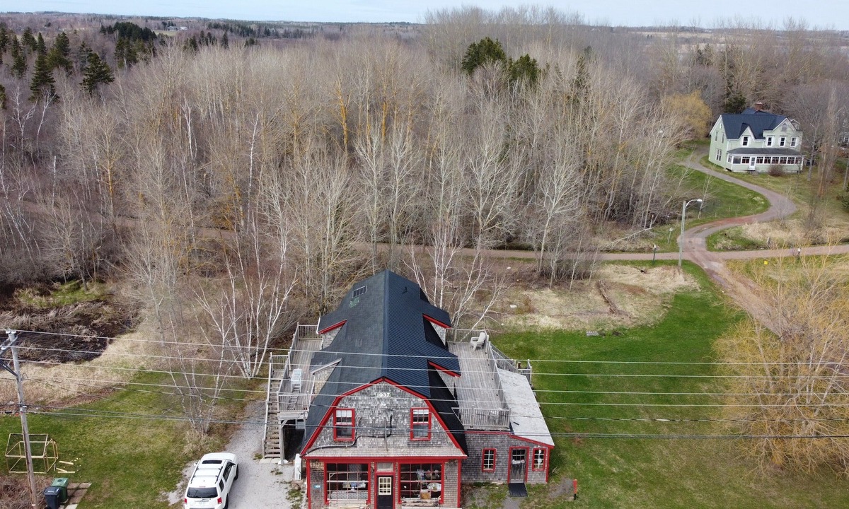 Mount Stewart House | Trailside Inn