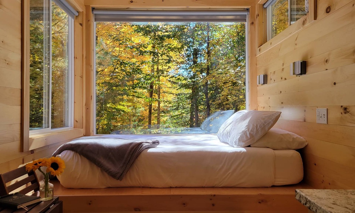 Dorchester Apartment | Trailside Stays - Tiny House in the Woods-Escape to Nature. Snow Owl