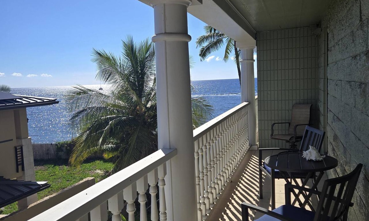 Historic Lahaina Front Street Apartment | Tranquil 1BD with Ocean & Mountain Views