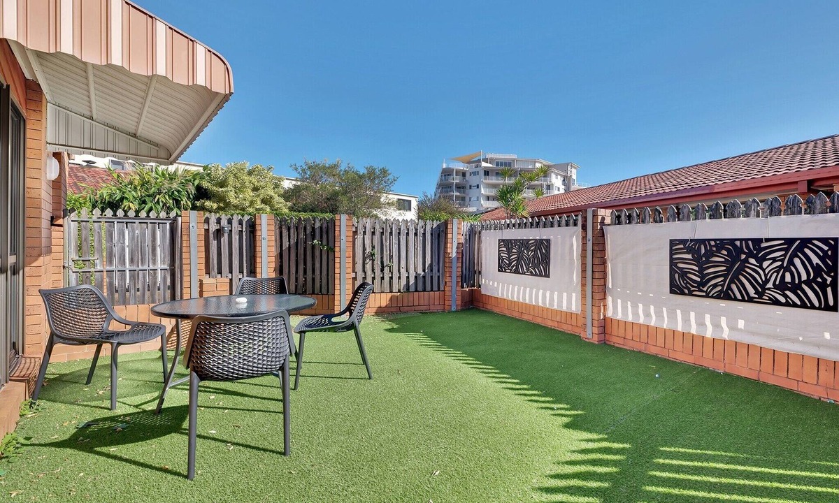 Redcliffe Apartment | Tranquil 2-Bed Townhouse Close to Beach