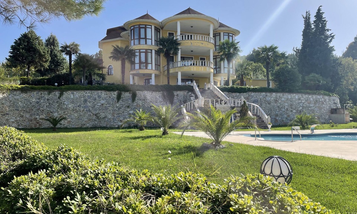 Altinova House | Tranquil Escape; Spacious Farmhouse in Yalova