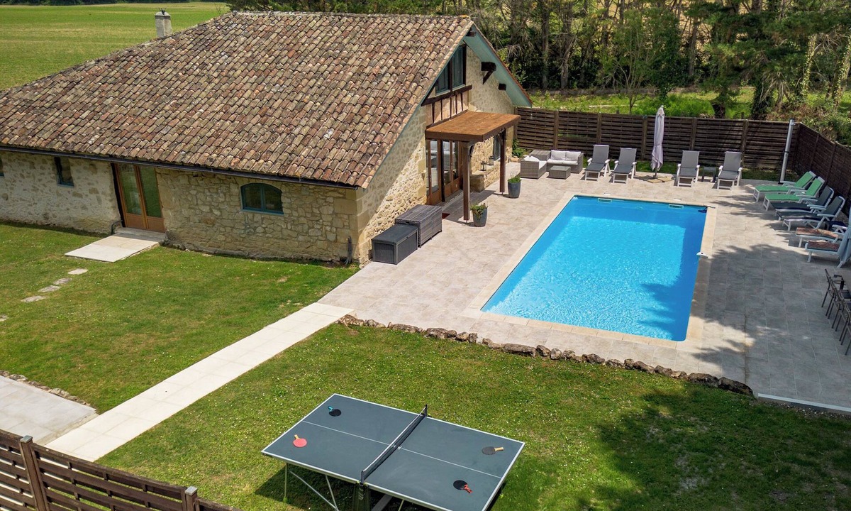 Serignac-Peboudou House | Tranquil farmhouse property with private pool