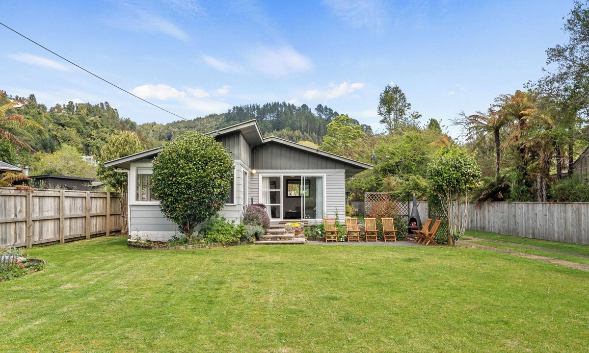 Lake Okareka House | Tranquil Hideaway - Lake Okareka Holiday Home
