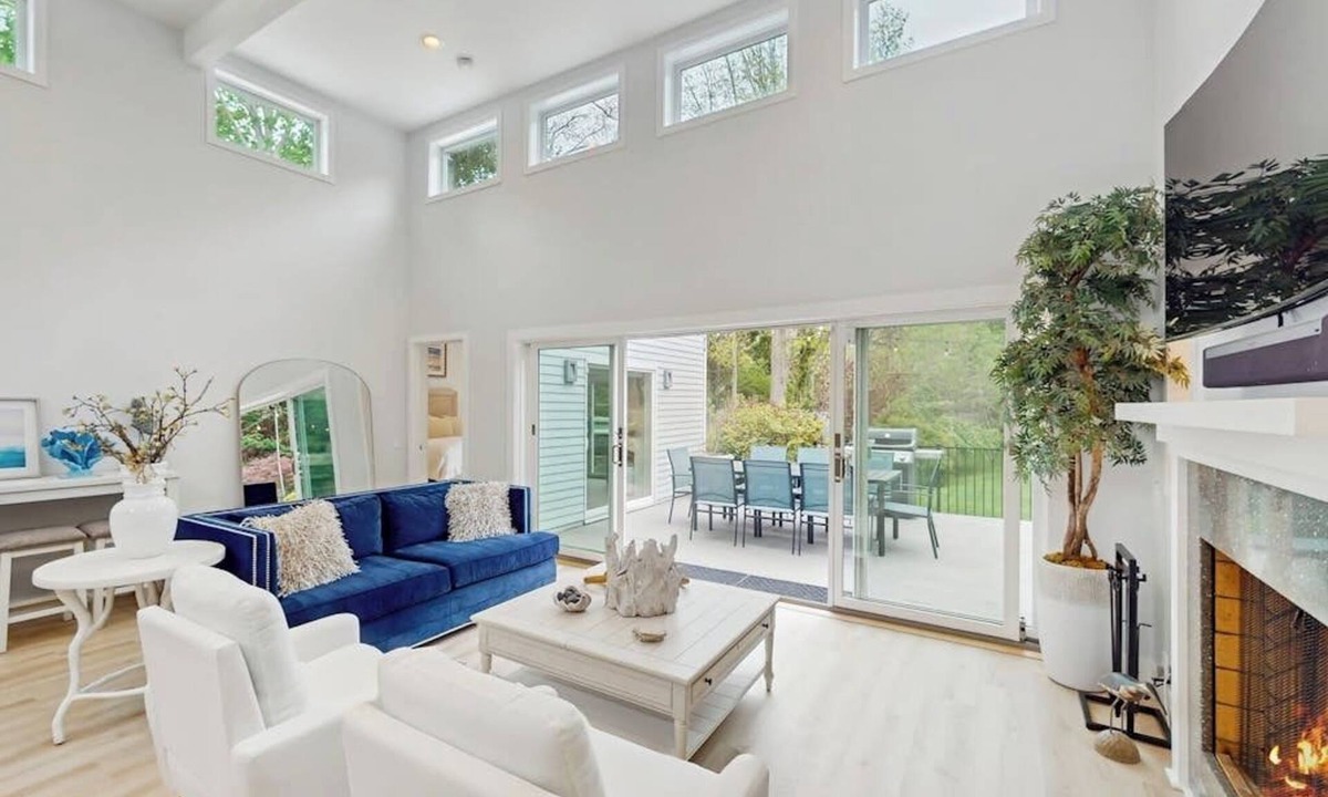 Clearwater Beach House | Tranquil house with private hot tub, pool, enclosed yard, central AC