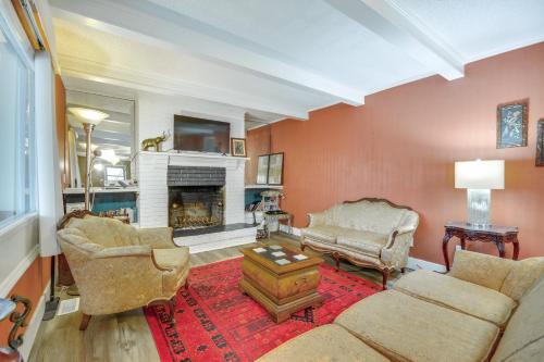 Burlington House | Tranquil Lakefront Home w/Sunroom in Burlington