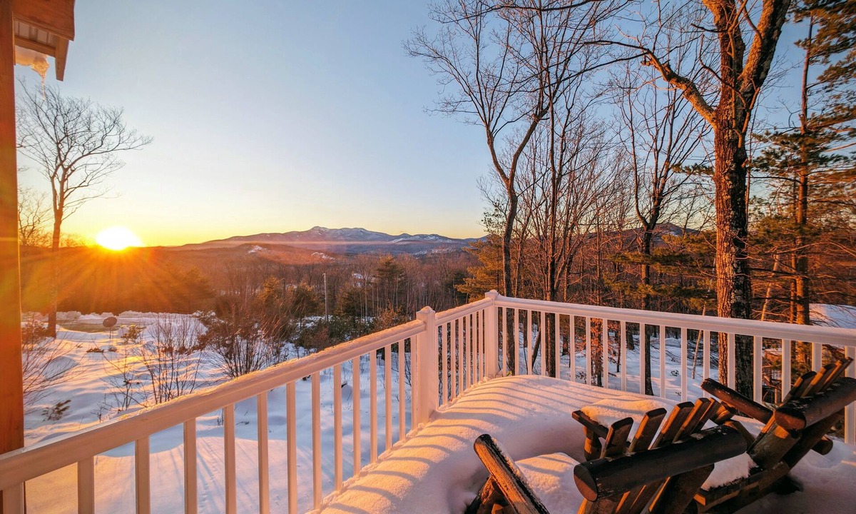 Madison House | Tranquil Mountain Views, Very Close to Beach, Fireplace at Hygge Hut Getaway