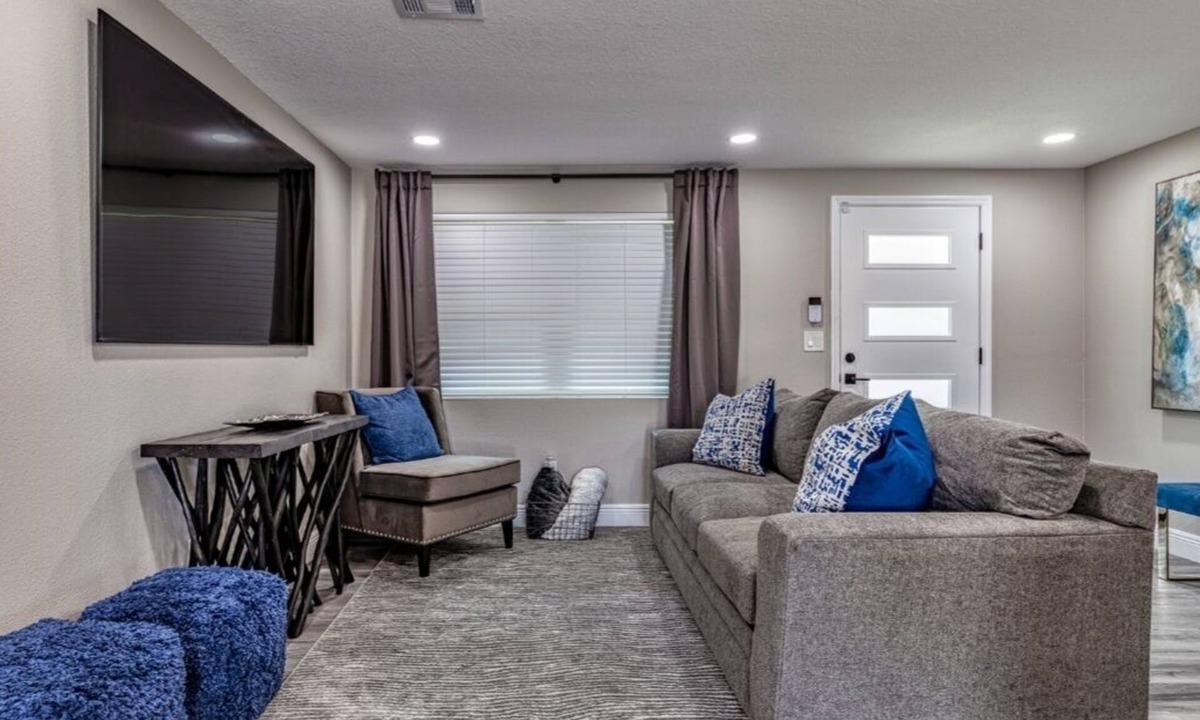 Tampa Heights House | Tranquil Oasis Cozy Escape Near Everything