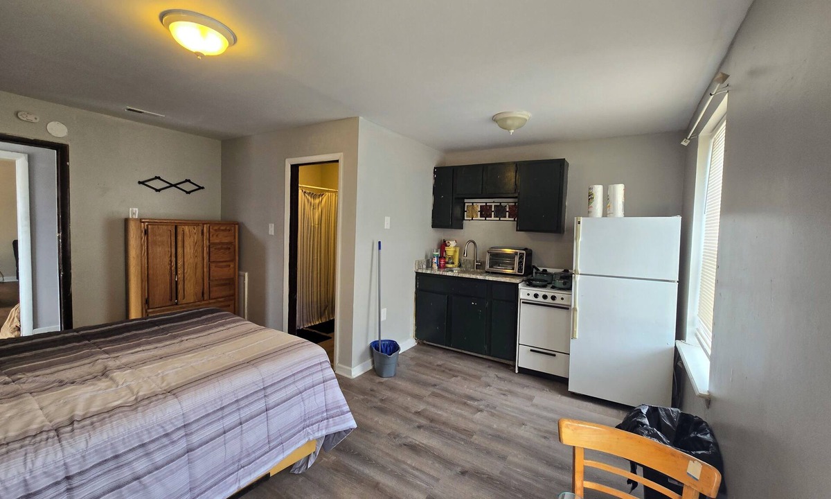 Camden Apartment | Tranquil Studio apartment with AC in charming Camden near Philadelphia