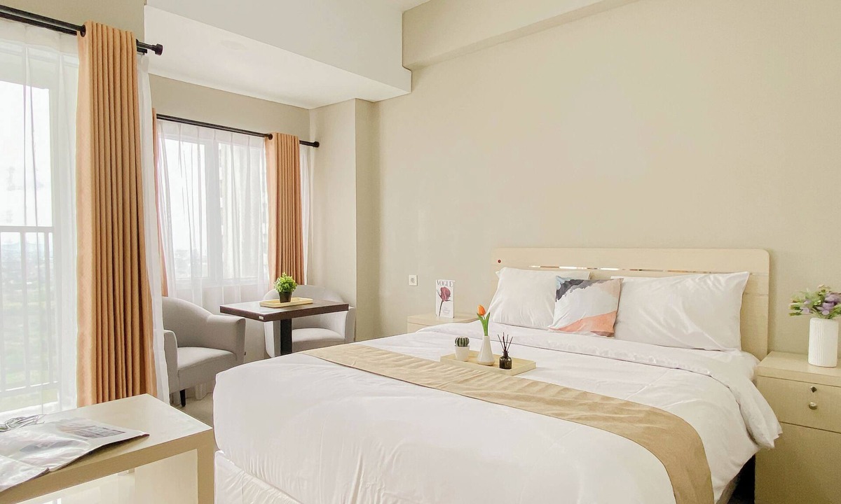 Kedungmanggu Apartment | Tranquil Studio For 2 Pax At Royal Sentul Park Apartment