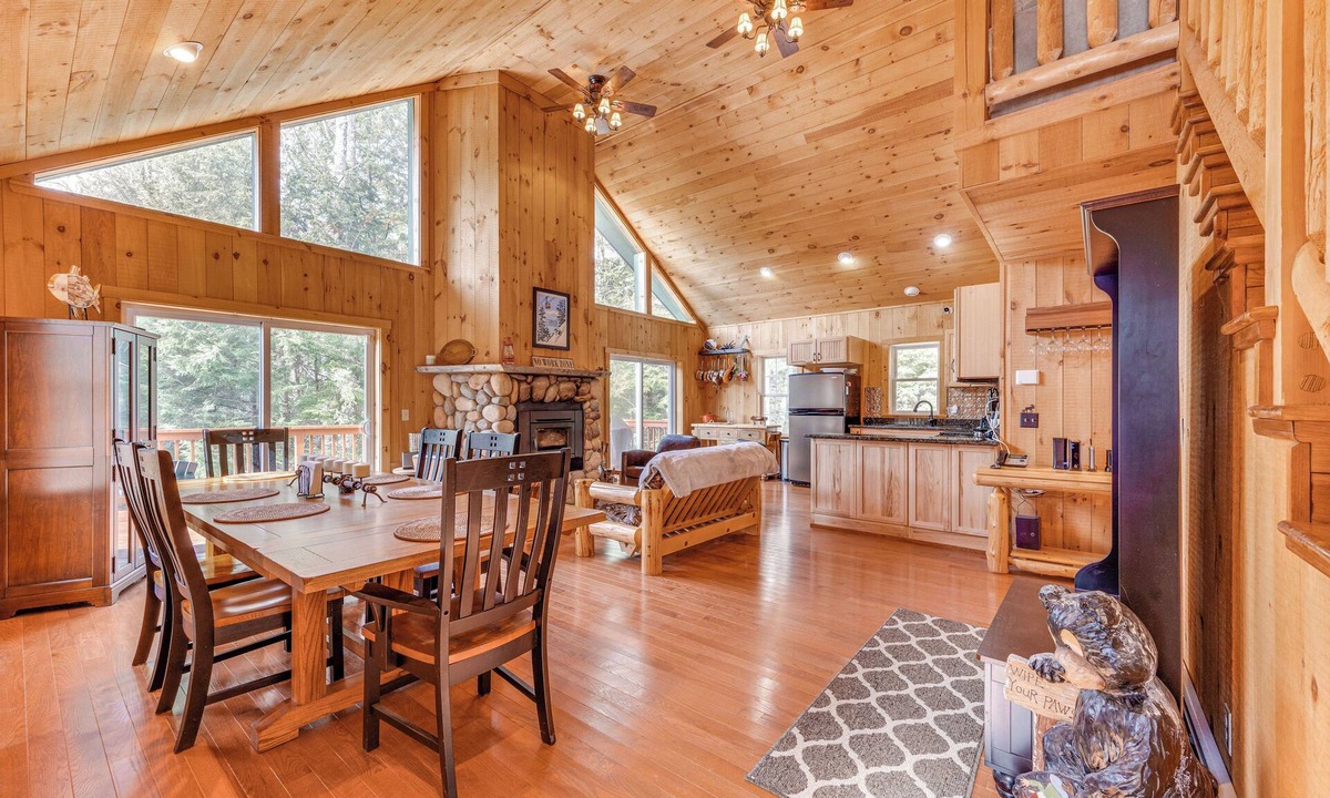 Thornton Cabin | Tranquil Thornton Cabin: Deck, Views & Game Room!