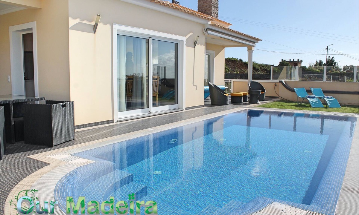 Ponta do Sol Villa | Tranquil villa with pool in Calheta | ArcoView
